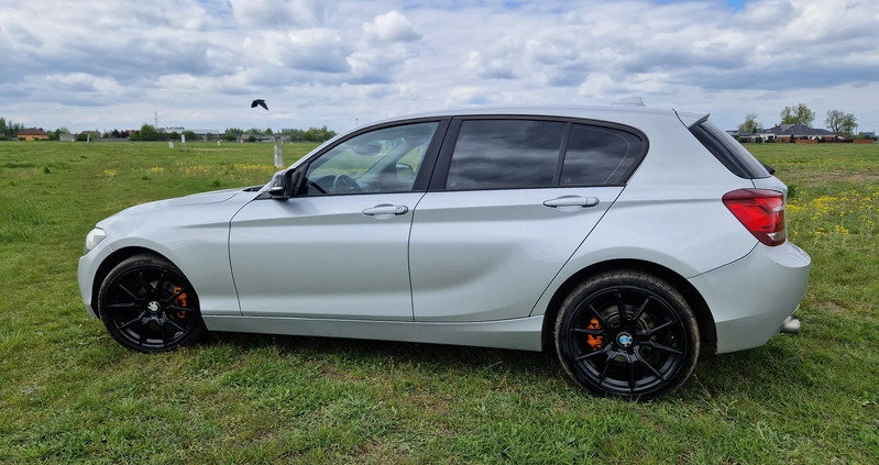 BMW Seria 1 cena 38500 przebieg: 226000, rok produkcji 2013 z Września małe 137